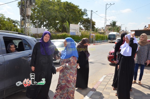  وصول الفوج الثاني من حجاج كفر قاسم حافلة الشيخ اياد عامر  الطائرة  والرئيس عادل وأهالي كفر قاسم في استقبالهم